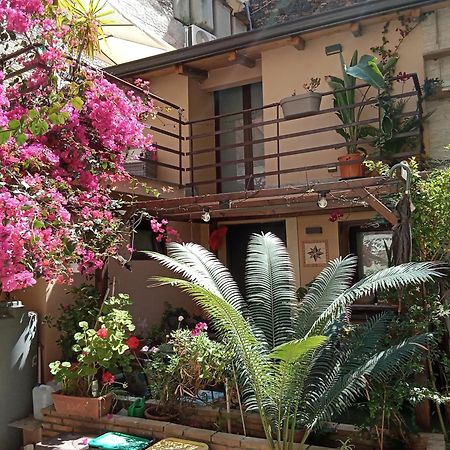 Mizzicahome Solemare คาตาเนีย ภายนอก รูปภาพ