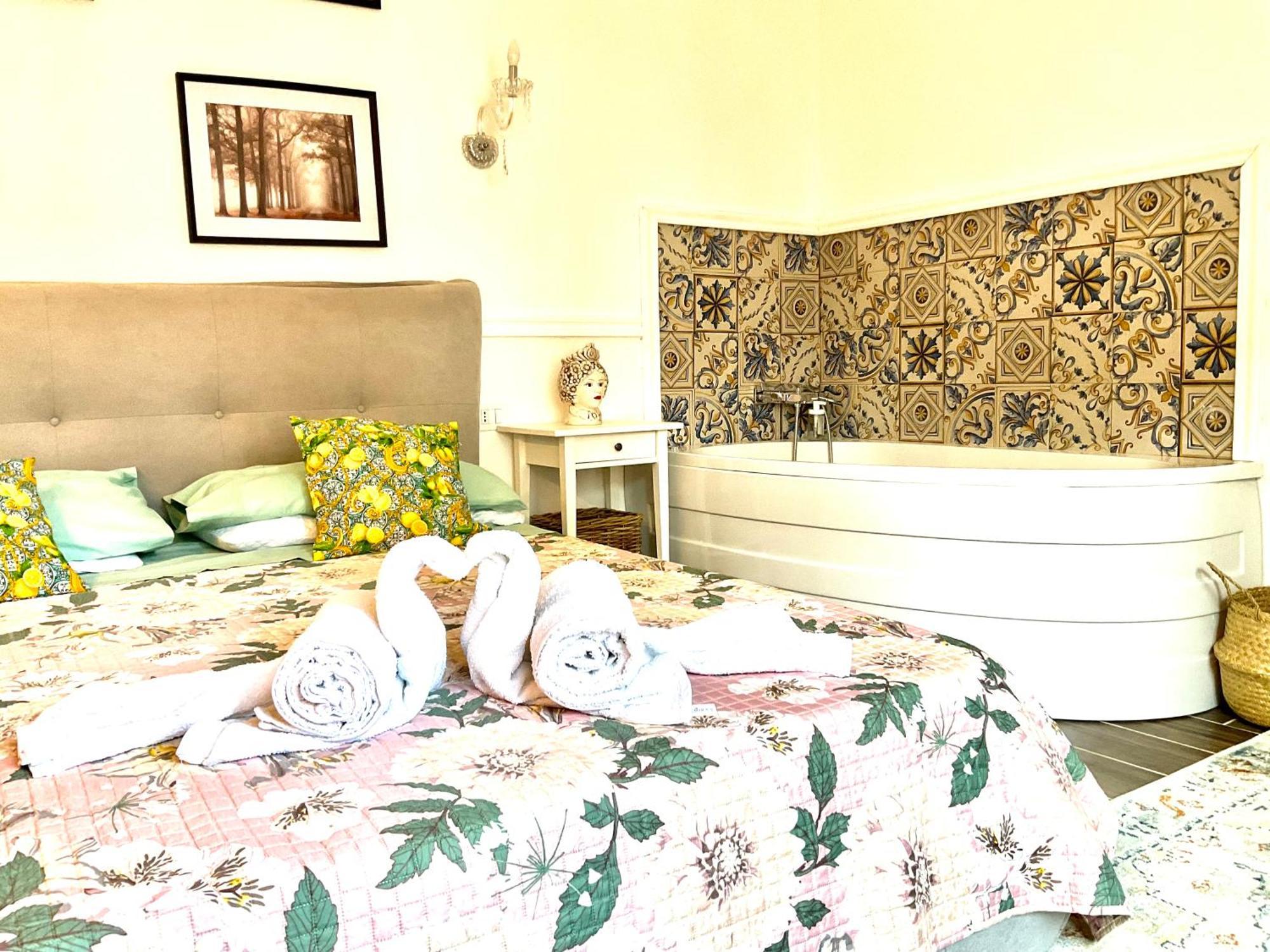 Mizzicahome Solemare คาตาเนีย ภายนอก รูปภาพ