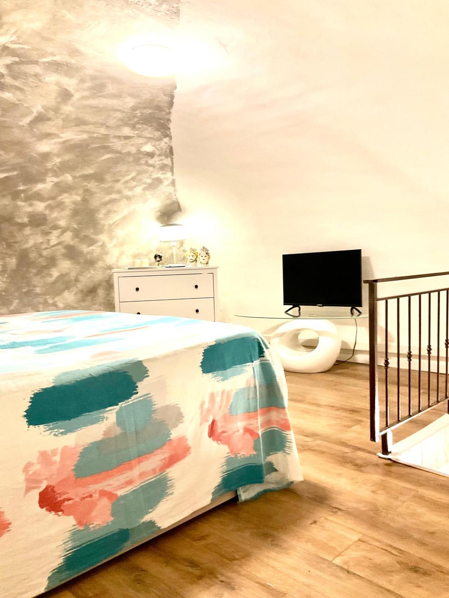 Mizzicahome Solemare คาตาเนีย ภายนอก รูปภาพ